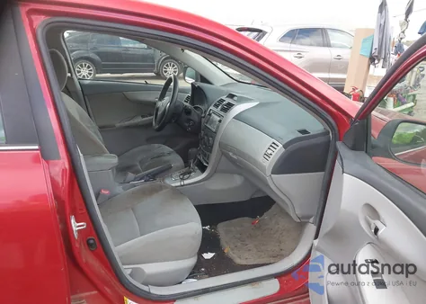 2013 Toyota Corolla Le z USA, uszkodzony, nr VIN 5YFBU4EE4DP094033